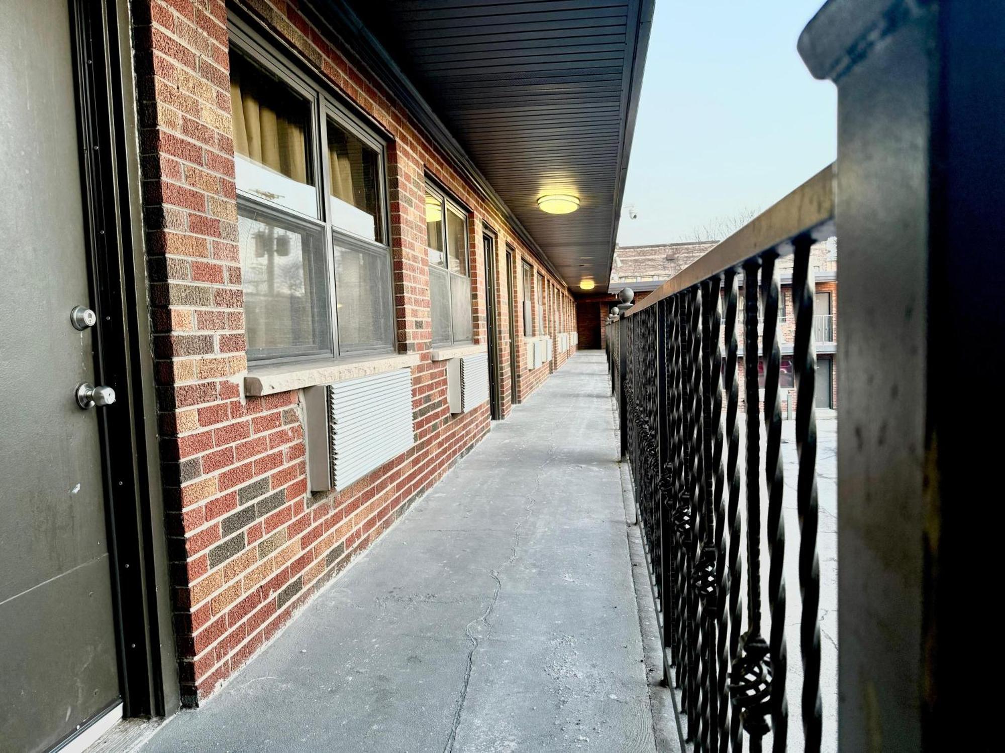 Admiral Motel By Oyo Chicago I-94 エクステリア 写真